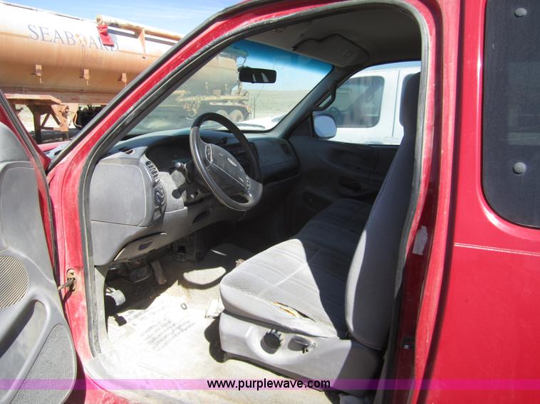 image for item 6461 1998 Ford F150 Supercab pickup truck