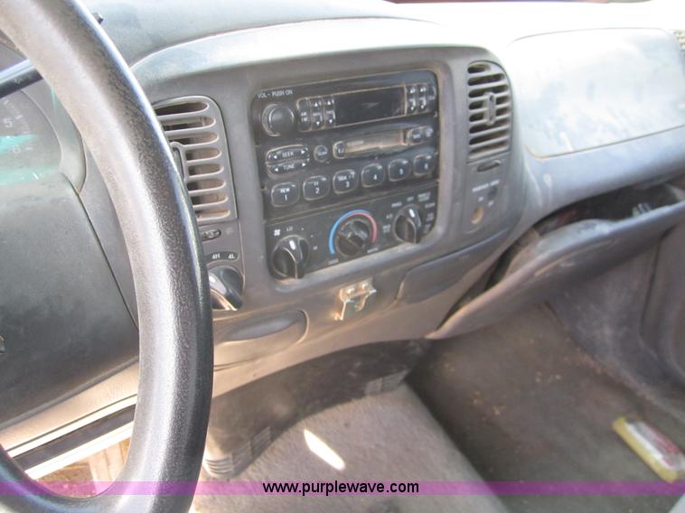 image for item 6461 1998 Ford F150 Supercab pickup truck