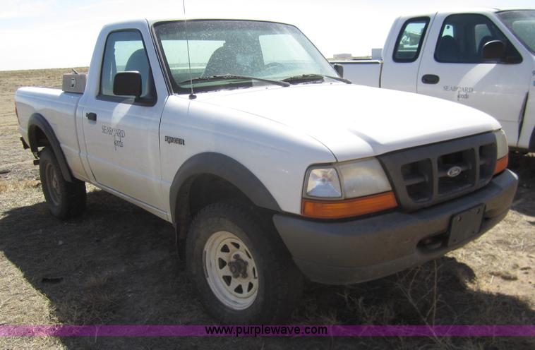 image for item 6463 1999 Ford Ranger pickup truck