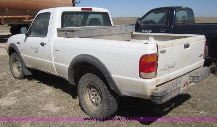 image for item 6463 1999 Ford Ranger pickup truck