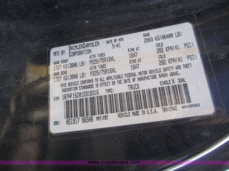 image for item 6464 2001 Dodge Ram 1500 pickup truck