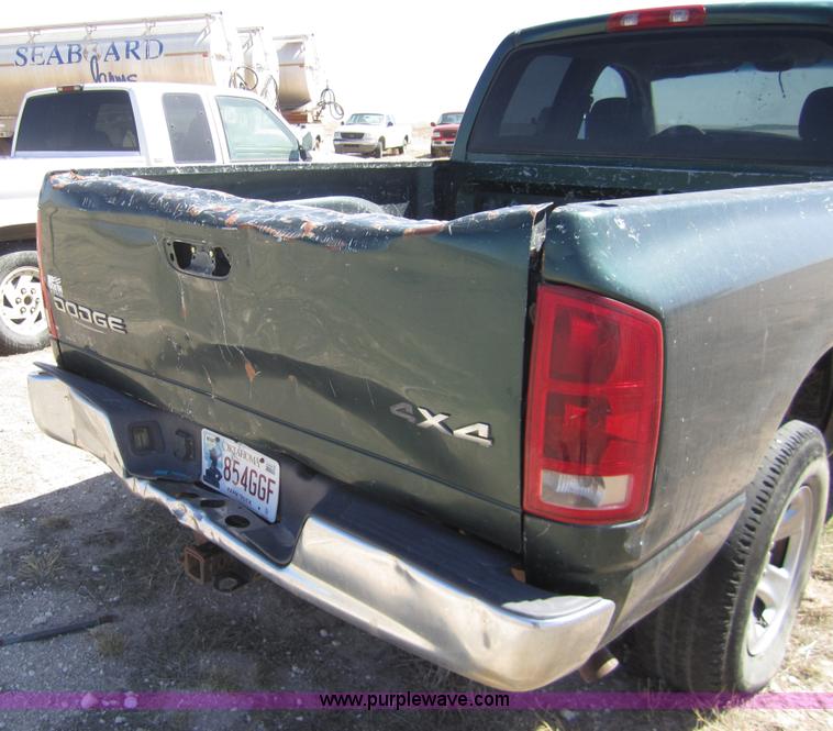 image for item 6466 2002 Dodge Ram 1500 SLT quad cab pickup truck