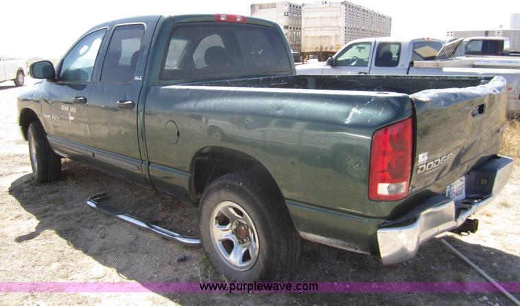 image for item 6466 2002 Dodge Ram 1500 SLT quad cab pickup truck