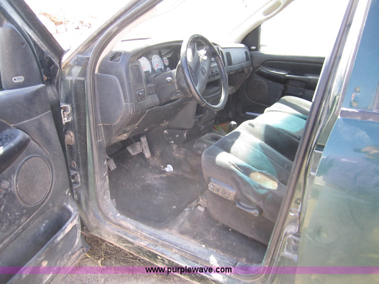 image for item 6466 2002 Dodge Ram 1500 SLT quad cab pickup truck