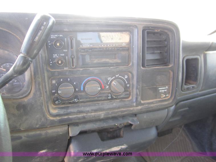 image for item 6467 2000 Chevrolet Silverado K1500 extended cab pickup truck