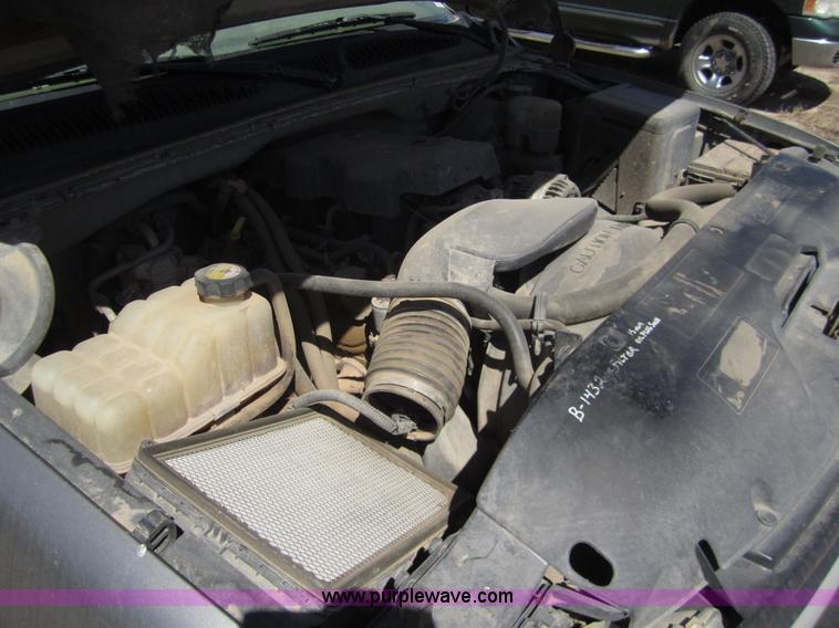 image for item 6467 2000 Chevrolet Silverado K1500 extended cab pickup truck