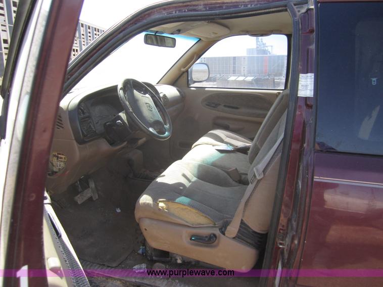 image for item 6469 2001 Dodge Ram 1500 quad cab pickup truck