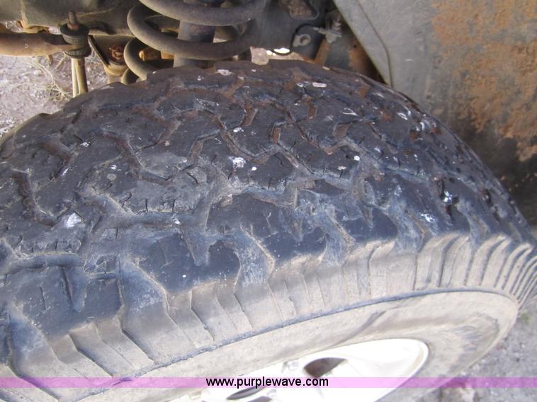 image for item 6469 2001 Dodge Ram 1500 quad cab pickup truck