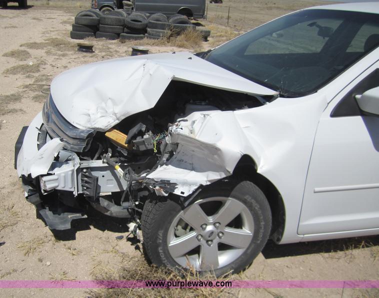 image for item 6474 2007 Ford Fusion SE