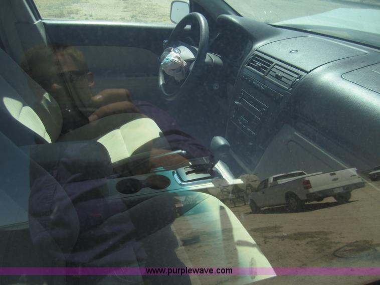 image for item 6474 2007 Ford Fusion SE