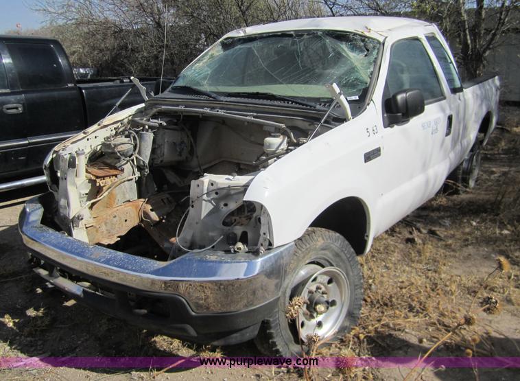 image for item 6487 2004 Ford F250 pickup truck