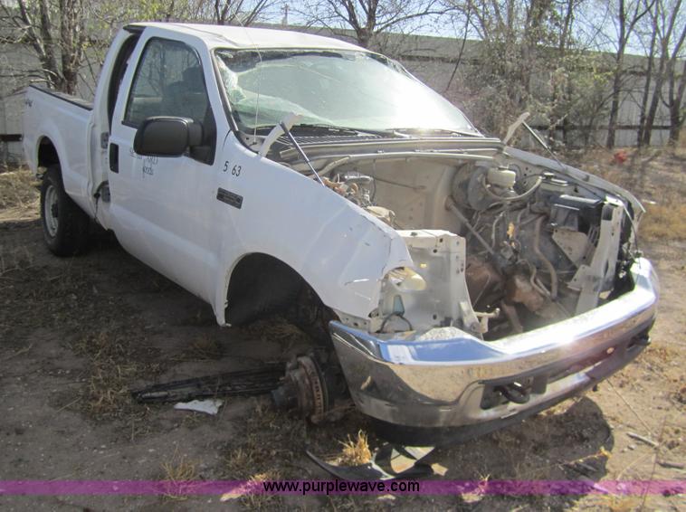 image for item 6487 2004 Ford F250 pickup truck
