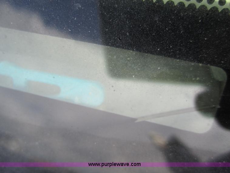 image for item 6487 2004 Ford F250 pickup truck