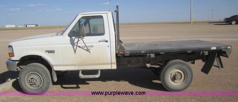 image for item 6488 1996 Ford F350 pickup truck