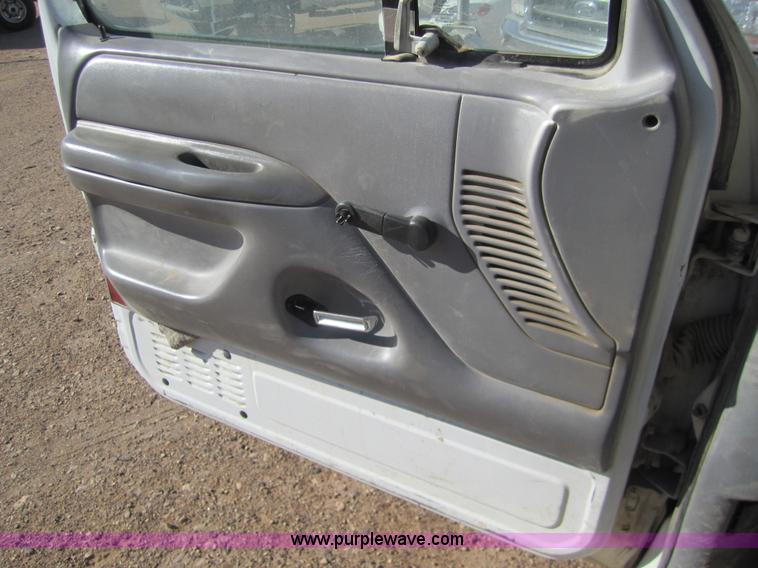 image for item 6488 1996 Ford F350 pickup truck