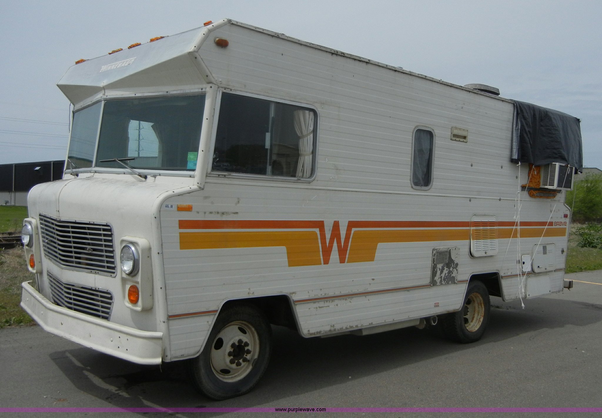 1976 Winnebago Brave RV camper in Manhattan, KS Item 2365 sold