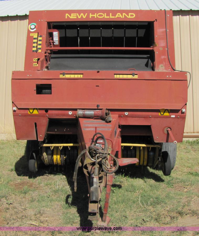 image for item 3452 1991 New Holland 660 FastNet round baler