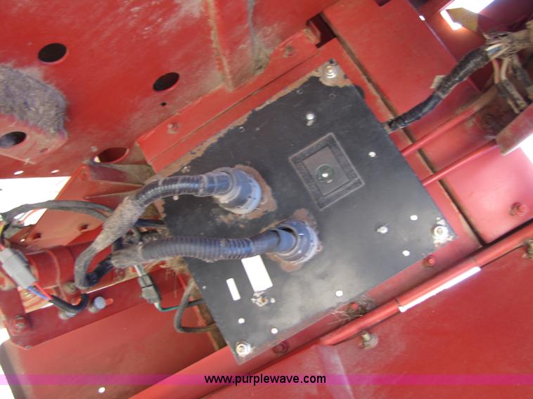 image for item 3452 1991 New Holland 660 FastNet round baler