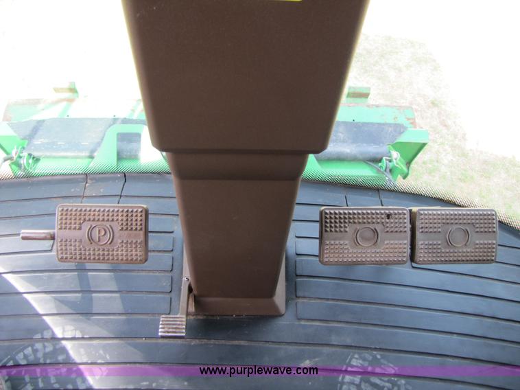 image for item 3493 2008 John Deere 9770 STS combine