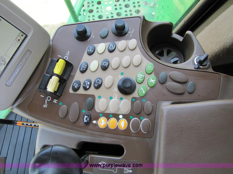 image for item 3493 2008 John Deere 9770 STS combine