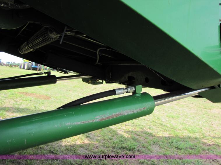 image for item 3493 2008 John Deere 9770 STS combine