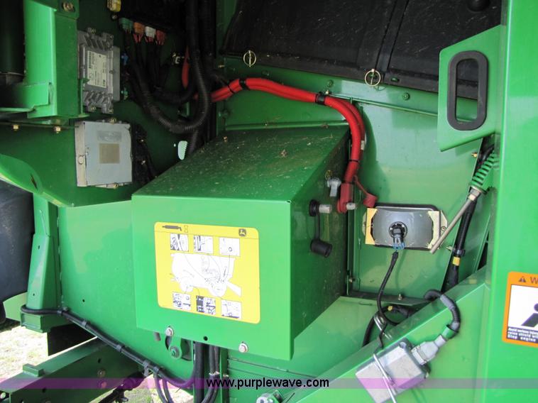 image for item 3493 2008 John Deere 9770 STS combine