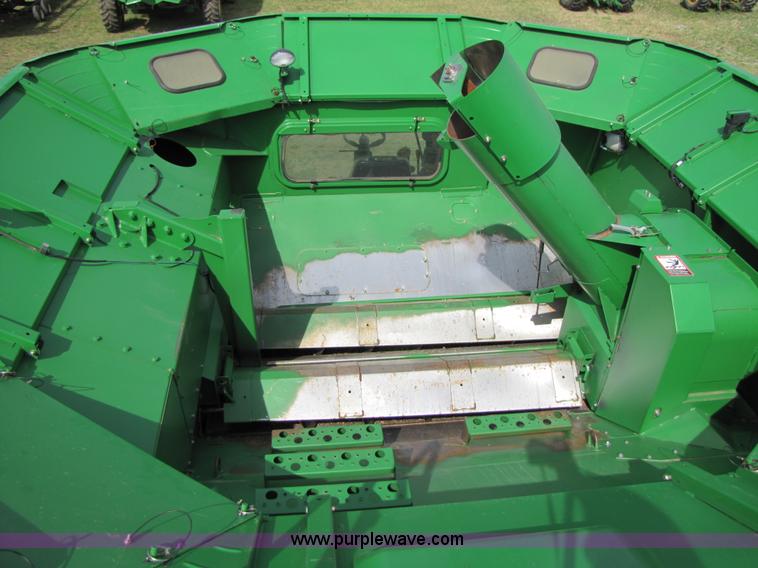 image for item 3493 2008 John Deere 9770 STS combine