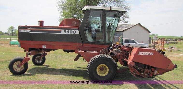 image for item 3494 1991 Hesston 8400 self propelled swather