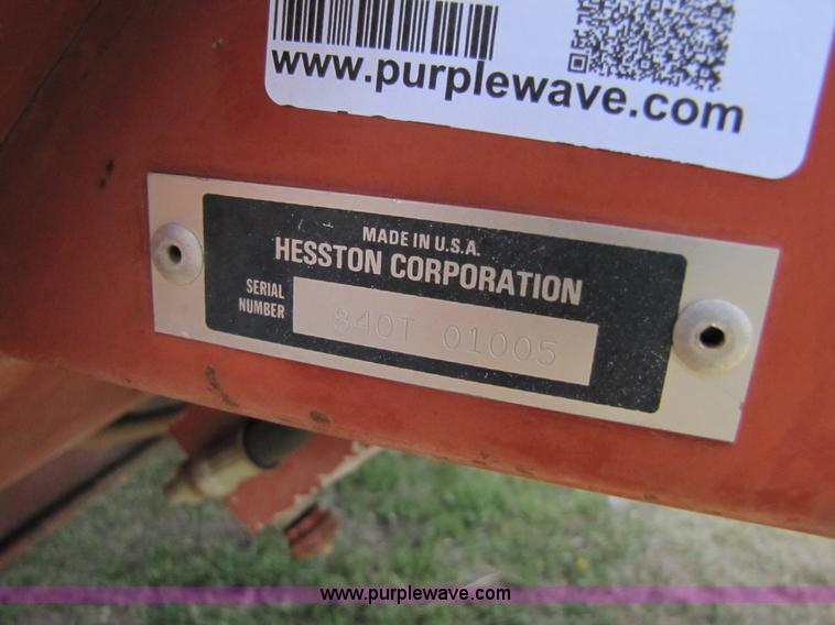 image for item 3494 1991 Hesston 8400 self propelled swather