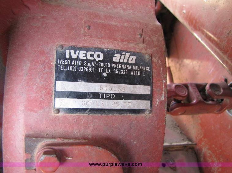 image for item 3494 1991 Hesston 8400 self propelled swather