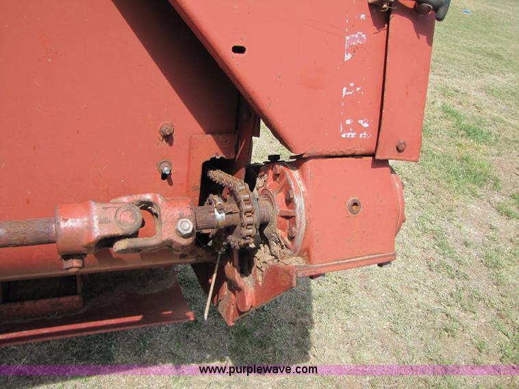 image for item 3494 1991 Hesston 8400 self propelled swather