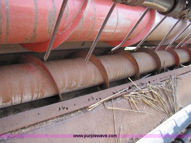 image for item 3494 1991 Hesston 8400 self propelled swather