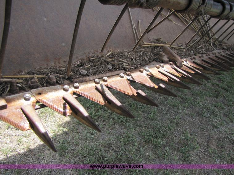 image for item 3494 1991 Hesston 8400 self propelled swather