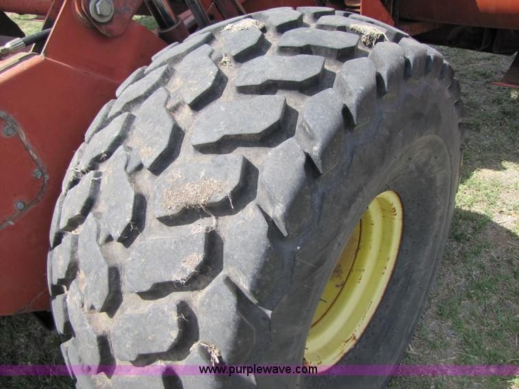 image for item 3494 1991 Hesston 8400 self propelled swather