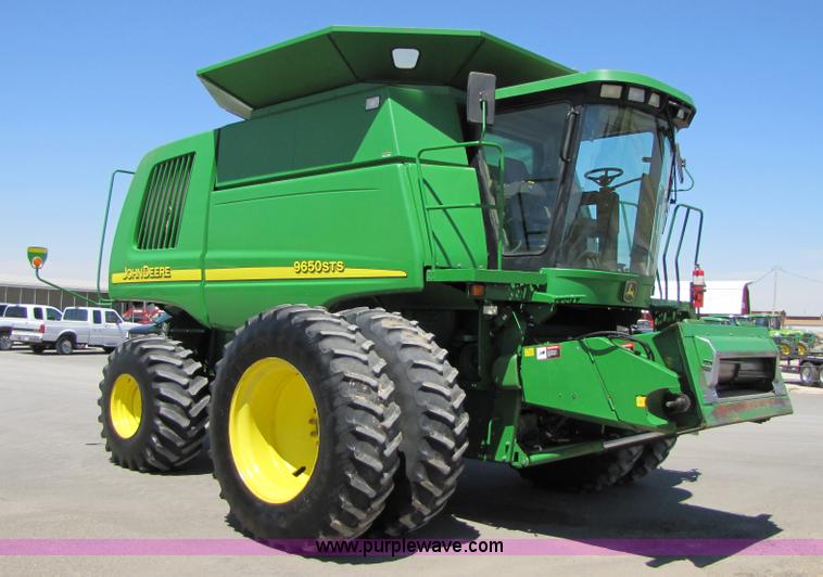 image for item 3503 2003 John Deere 9650 STS combine