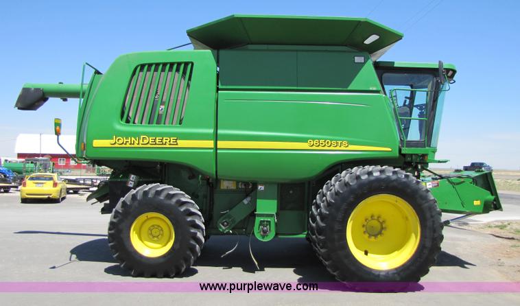 image for item 3503 2003 John Deere 9650 STS combine