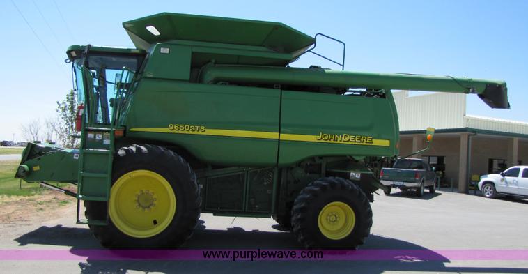 image for item 3503 2003 John Deere 9650 STS combine