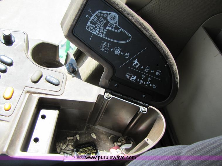 image for item 3503 2003 John Deere 9650 STS combine