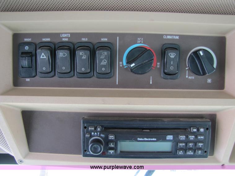 image for item 3503 2003 John Deere 9650 STS combine