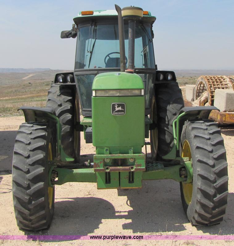 image for item 3528 John Deere 3155 tractor