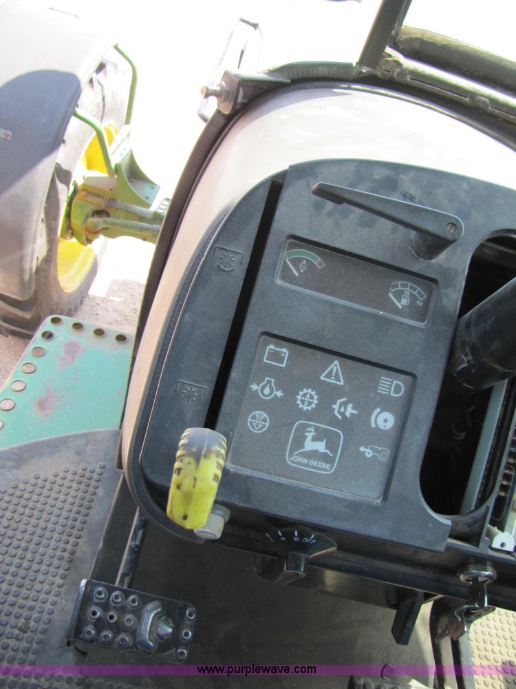 image for item 3528 John Deere 3155 tractor