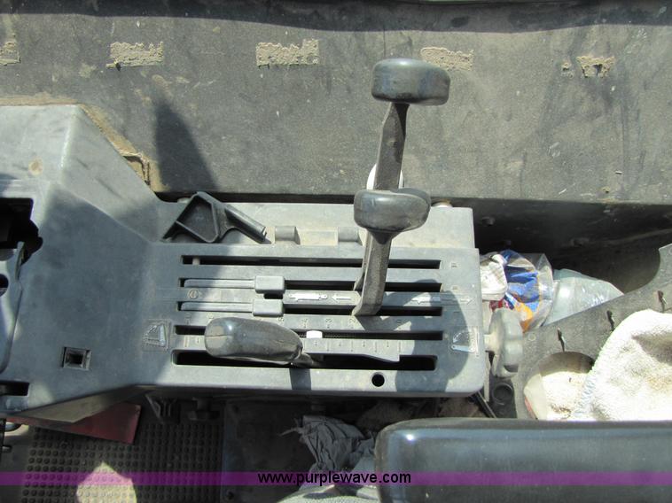 image for item 3528 John Deere 3155 tractor