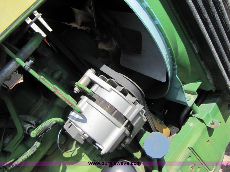 image for item 3528 John Deere 3155 tractor