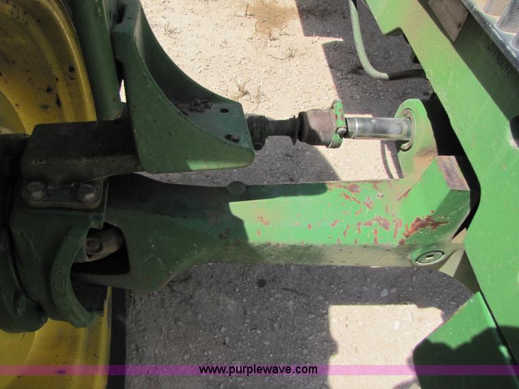 image for item 3528 John Deere 3155 tractor