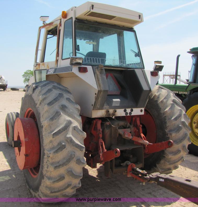 image for item 3529 1983 Case 2390 tractor