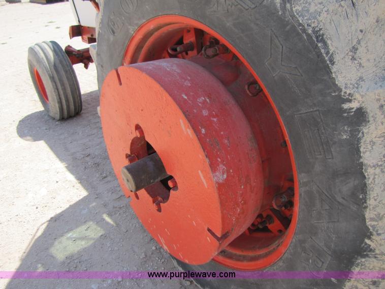 image for item 3529 1983 Case 2390 tractor