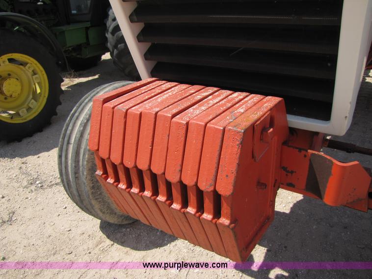 image for item 3529 1983 Case 2390 tractor