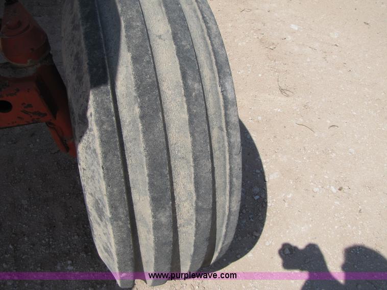 image for item 3529 1983 Case 2390 tractor