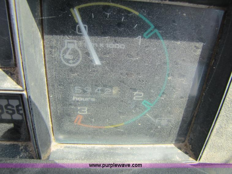 image for item 3529 1983 Case 2390 tractor