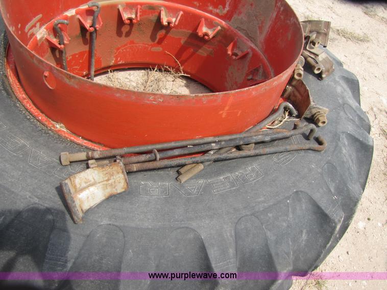 image for item 3529 1983 Case 2390 tractor